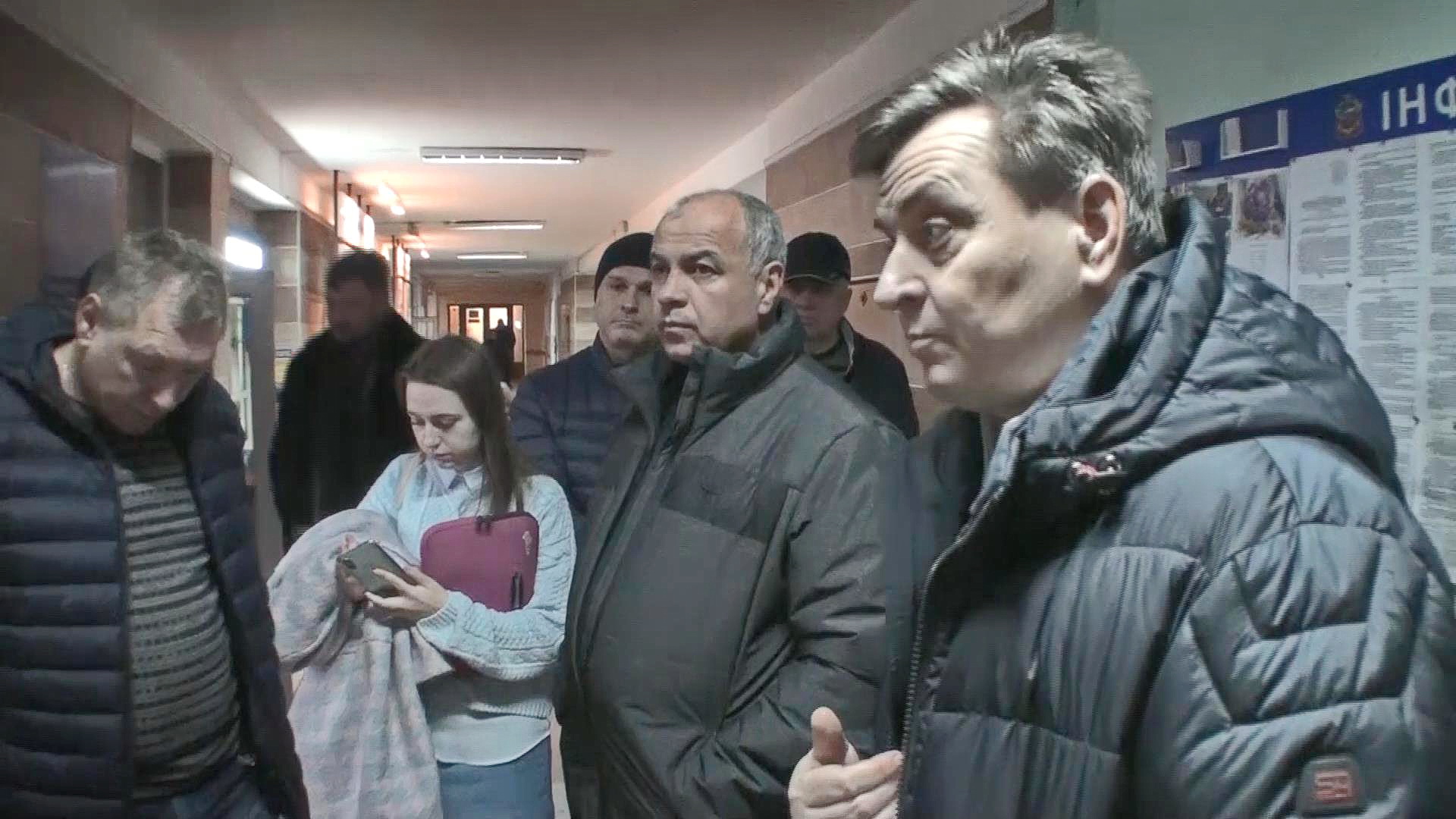 жители-9-го-микрорайона-пытаются-честн-5