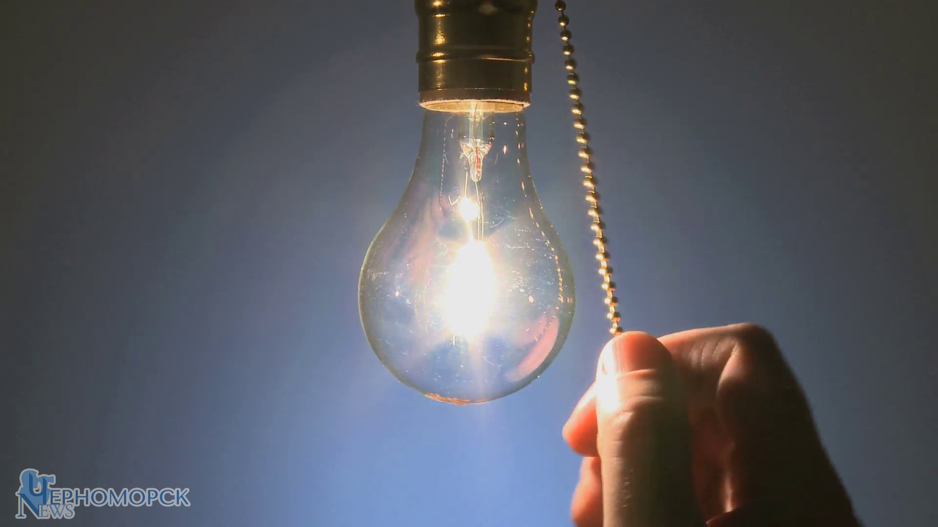 field_image_close-up-clear-light-bulb-turned-off_4judu0wvg_f00041